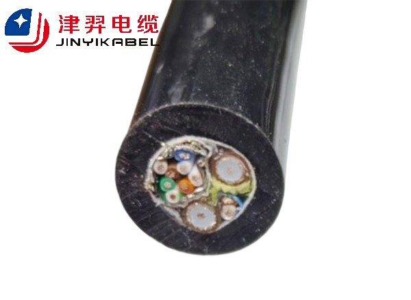 Flexible robot cable